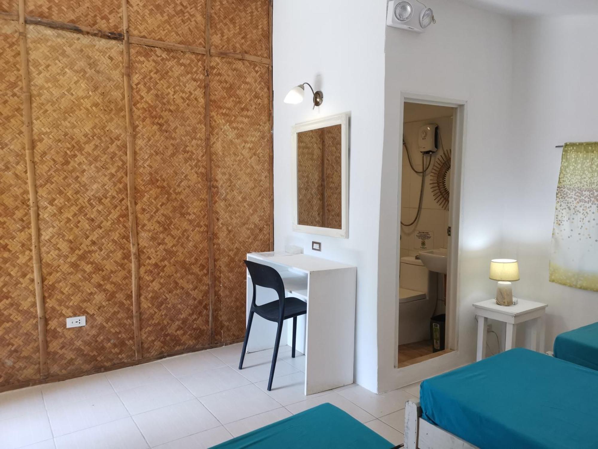 La Vida Hostel Samal Island Exterior photo